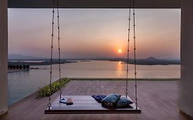 Stayvista At Sunset On The Lake - Infinity Lakeview Swimming Pool With Contemporary Interiors & Lavish Amenities